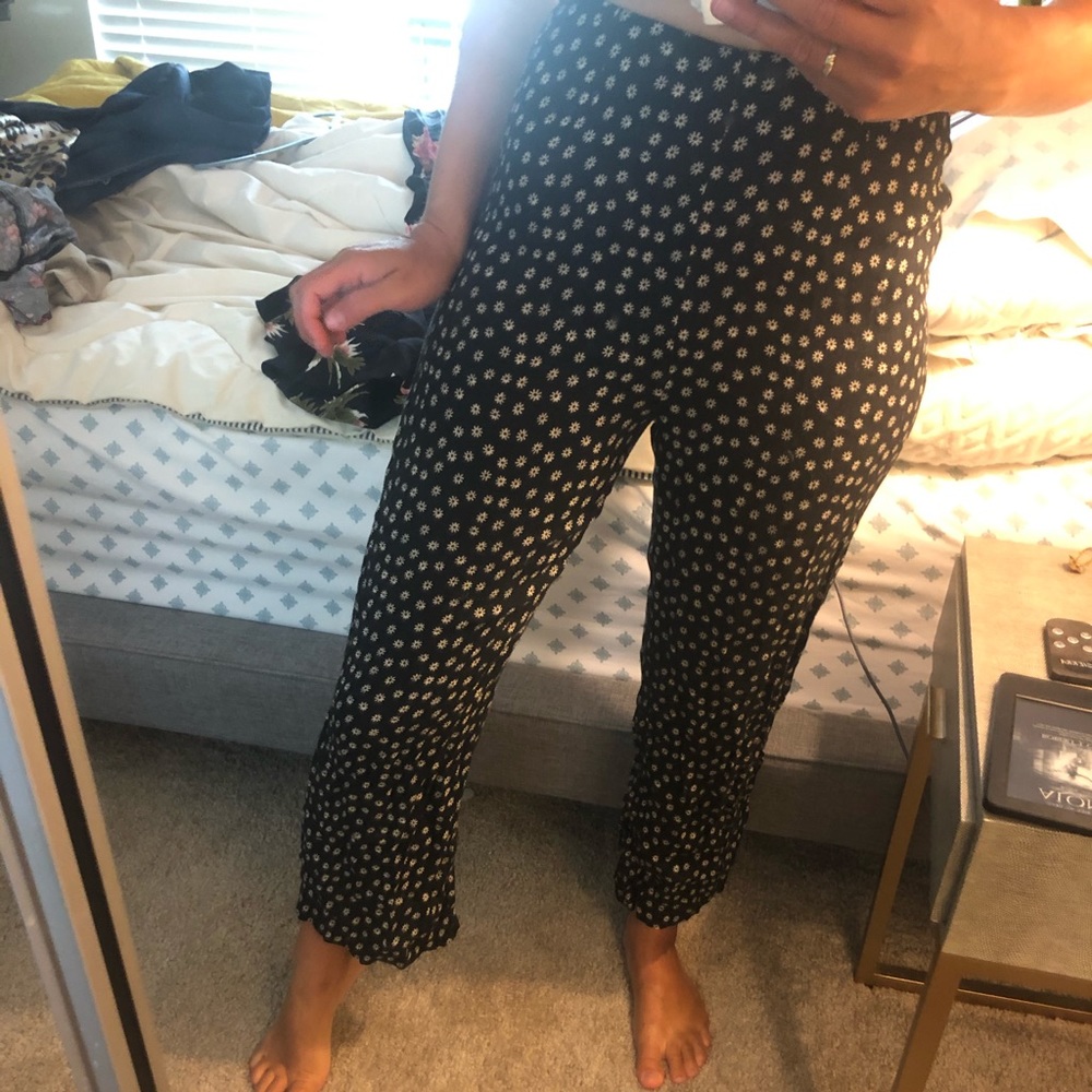 Reformation Crop Crepe pants